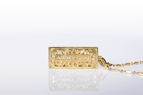 BILL DESIGN GOLD & DIAMOND PENDANT